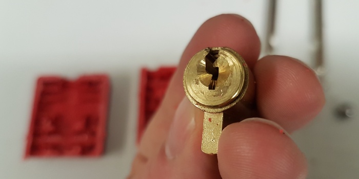 Master Lock 410 busted open